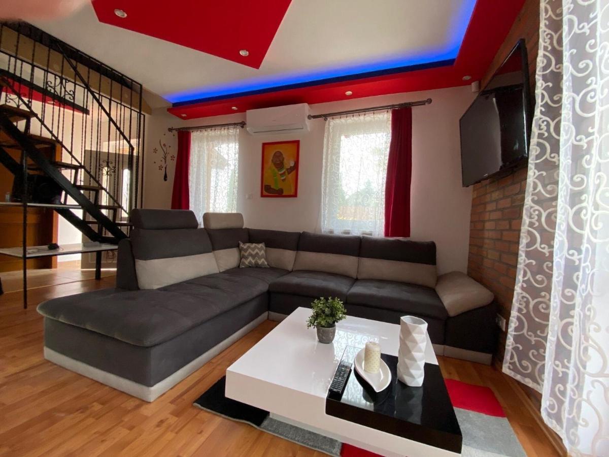 Bubánatvölgy Cseresznyevirág Apartman *